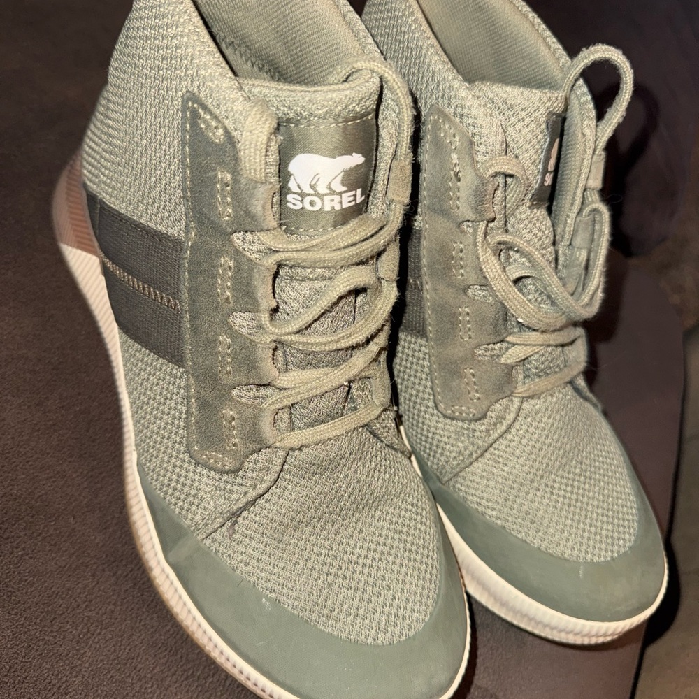 Sorel Green Out and About Boots